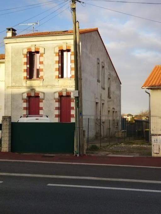 Appartement A 1Km Des Plages Avec 2 Velos Elec Royan Exterior foto